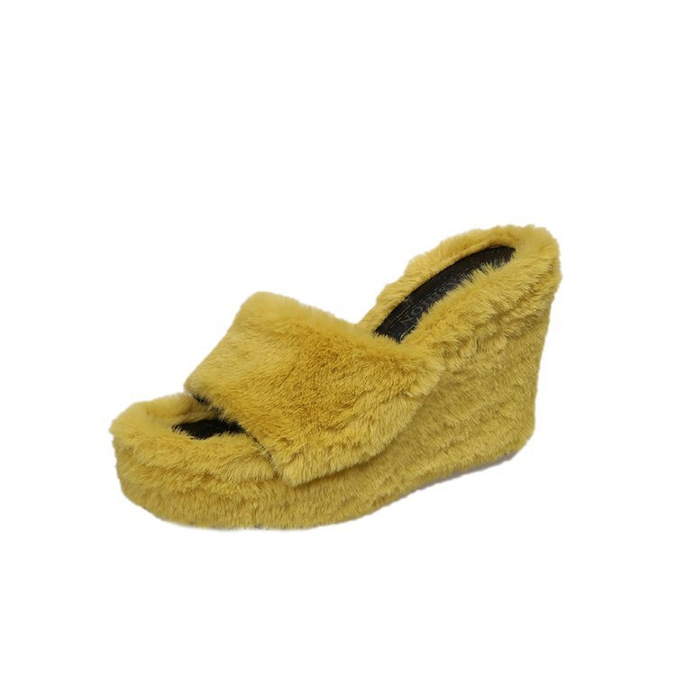 2025 Trendy Wholesale Fluffy Women Fur Slippers Flat Sexy House Slides Slippers For Women
