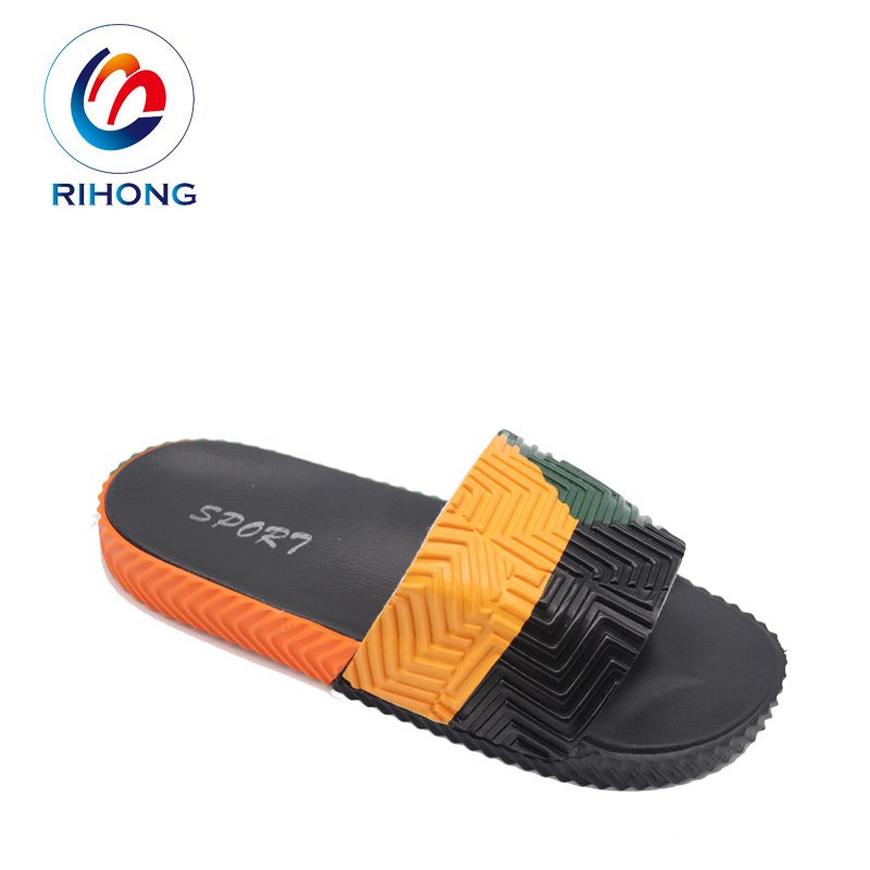 China Cheap beach eva rubber slide sandal shoes designer printed logo oem couple men custom slippers