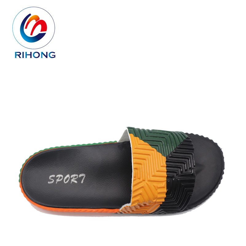 China Cheap beach eva rubber slide sandal shoes designer printed logo oem couple men custom slippers