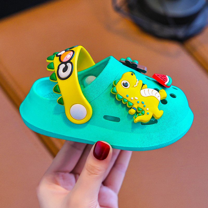 Factory direct sale new style funny kids shoes Kids PVC Beach Clogs Sandals Shoes Bathroom Home Slippers