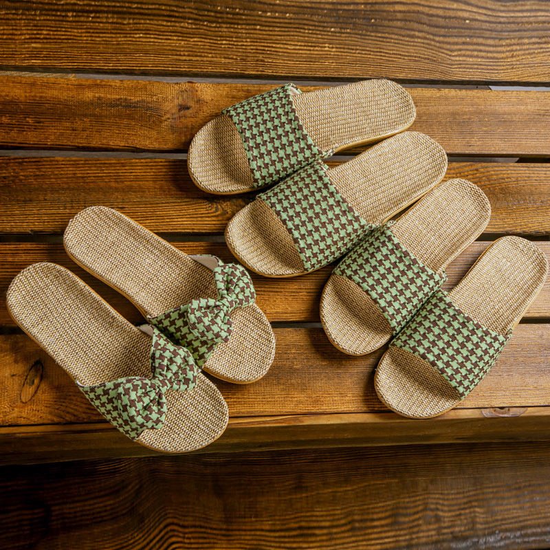 Linen slippers for women Summer new home couple indoor soft bottom non-slip checked cloth slippers for Men Summer