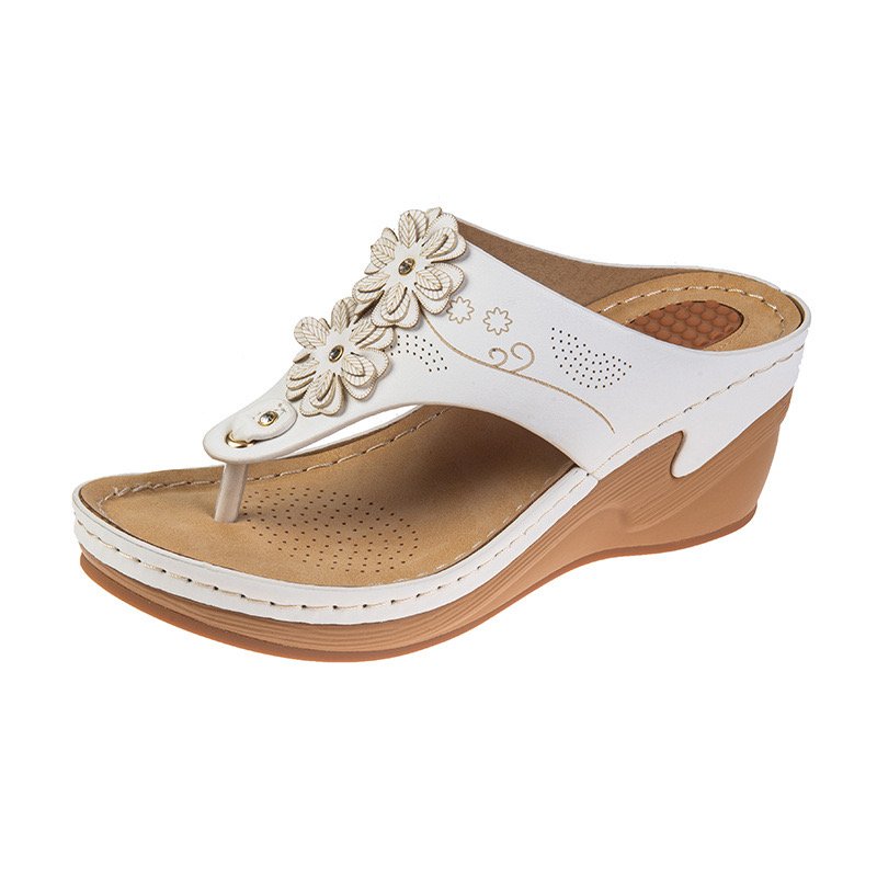 New large size women's shoes floral decoration lightweight platform flip-flops women
