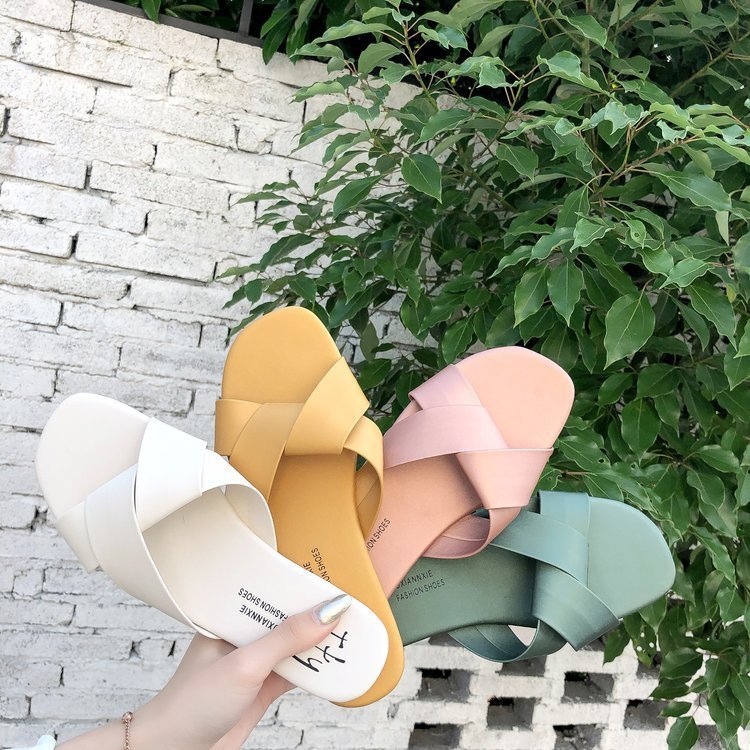 Cheap Wholesale Ladies Casual Summer Open Toe Slide Sandals Fashion Comfortable Slip on Cross Strap Flat Sandals for Women