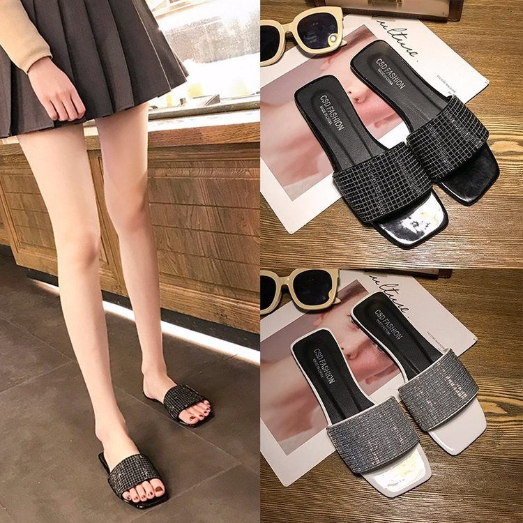 2024 Newest Waterproof Non-Slip Square Toe Ladies Slippers Diamond Decoration Slides Slippers Flat Sandals For Women And Ladies