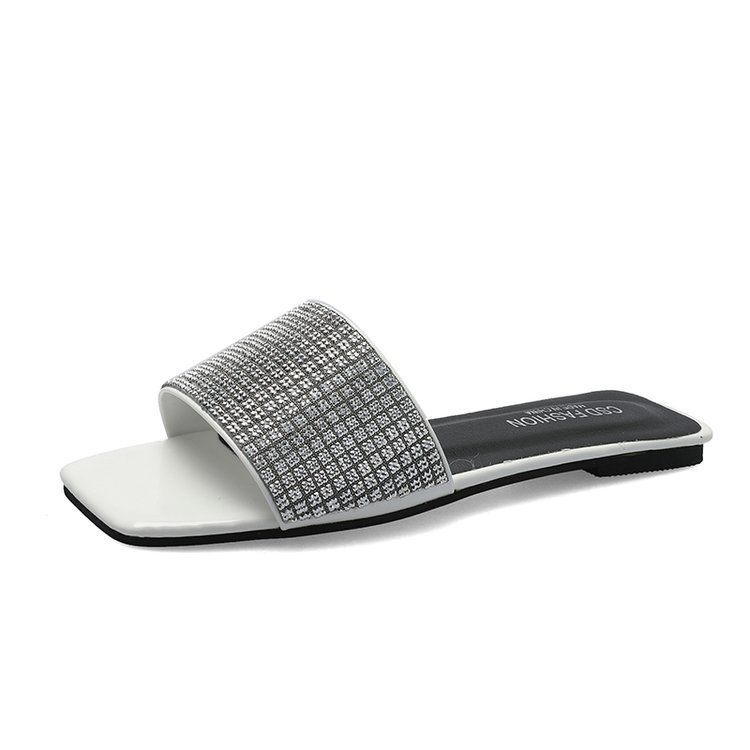 2024 Newest Waterproof Non-Slip Square Toe Ladies Slippers Diamond Decoration Slides Slippers Flat Sandals For Women And Ladies