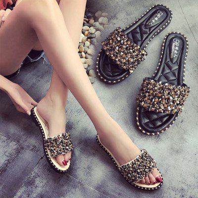 Women Casual Summer Flat Beach Slippers Female Crystal Rivets Slides Slipper Shoes For Girls Fashion Woman Leisure Footwear 2019