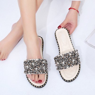 Women Casual Summer Flat Beach Slippers Female Crystal Rivets Slides Slipper Shoes For Girls Fashion Woman Leisure Footwear 2019