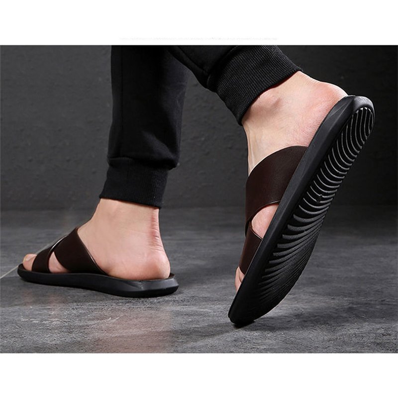 High quality male summer beach shoes non-slip trendy slides slippers genuine leather outdoor sandals for men