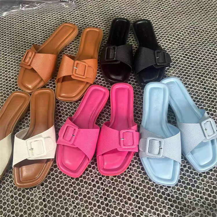 Custom rubber slippers Manufacturer Breathable Comfortable Lightweight Slides slippers Footwear Personalized casual Sandals