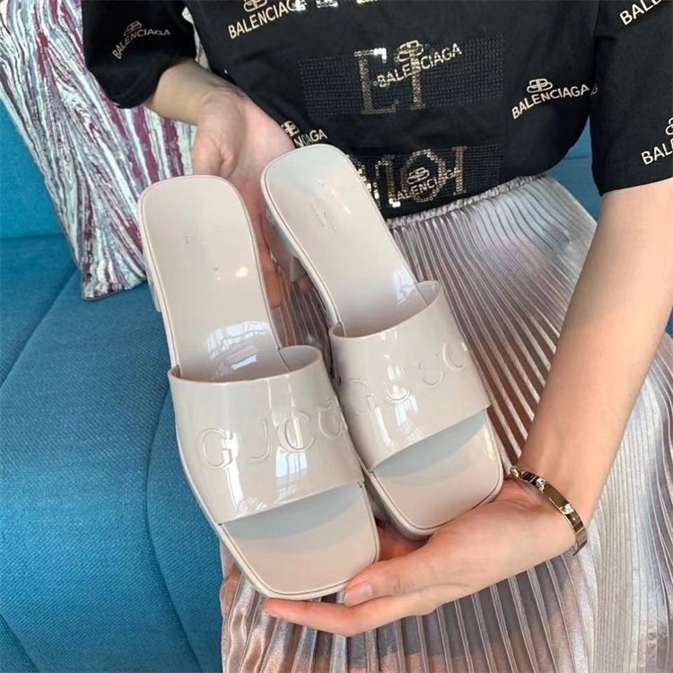 Custom rubber slippers Manufacturer Breathable Comfortable Lightweight Slides slippers Footwear Personalized casual Sandals