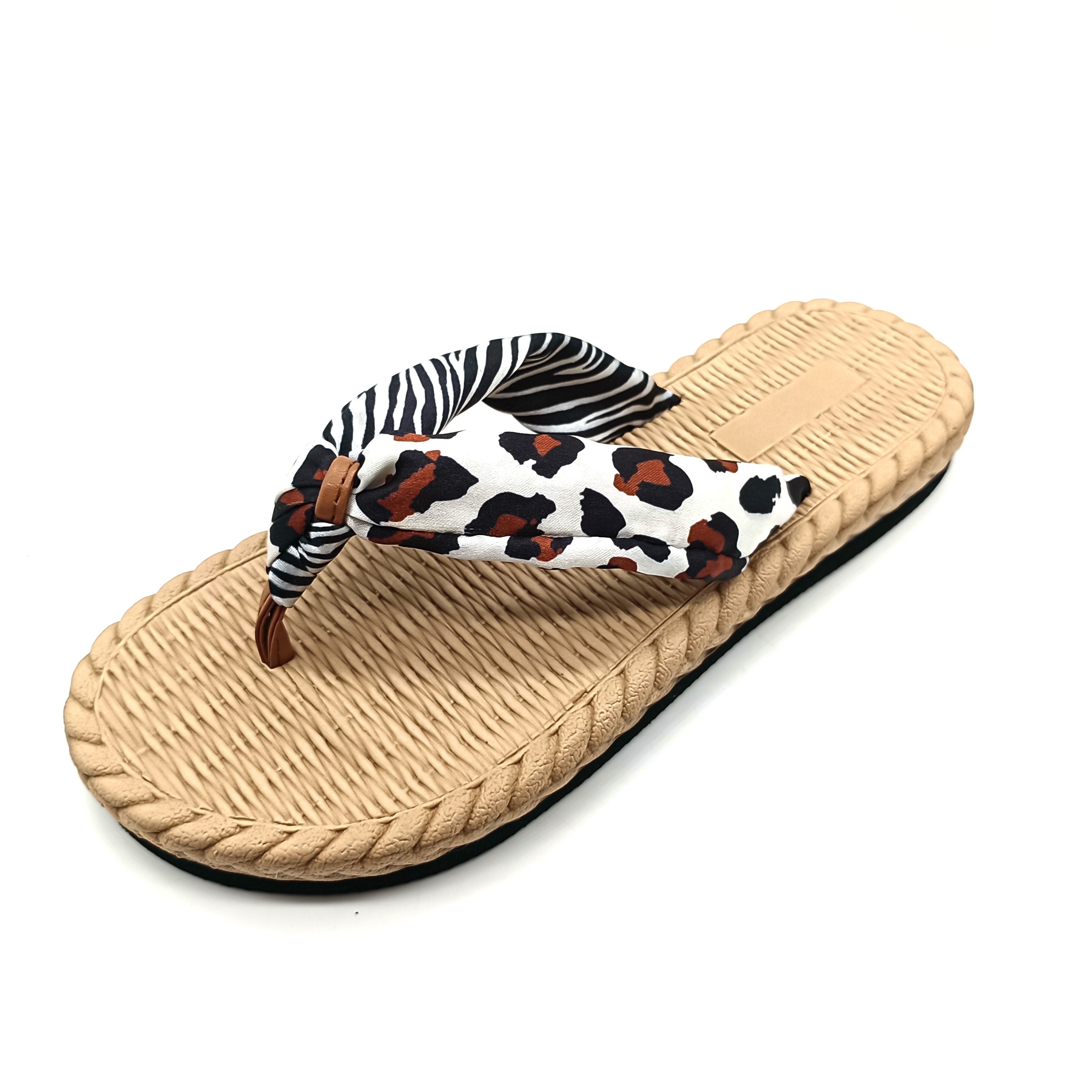 Indoor And Outdoor Flip Flops Slide Slippers For Unisex Women Flat Sandals