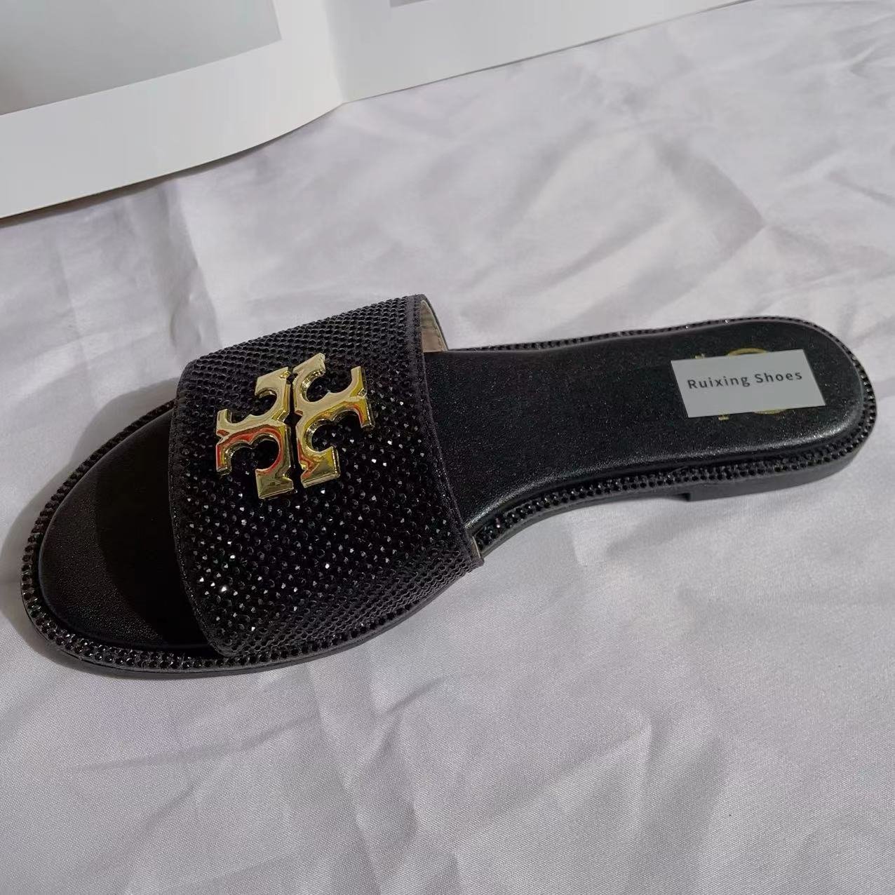 2024 Stylish popular Luxury Shiny TB Sandals flat sandals woman sandals ladies slippers