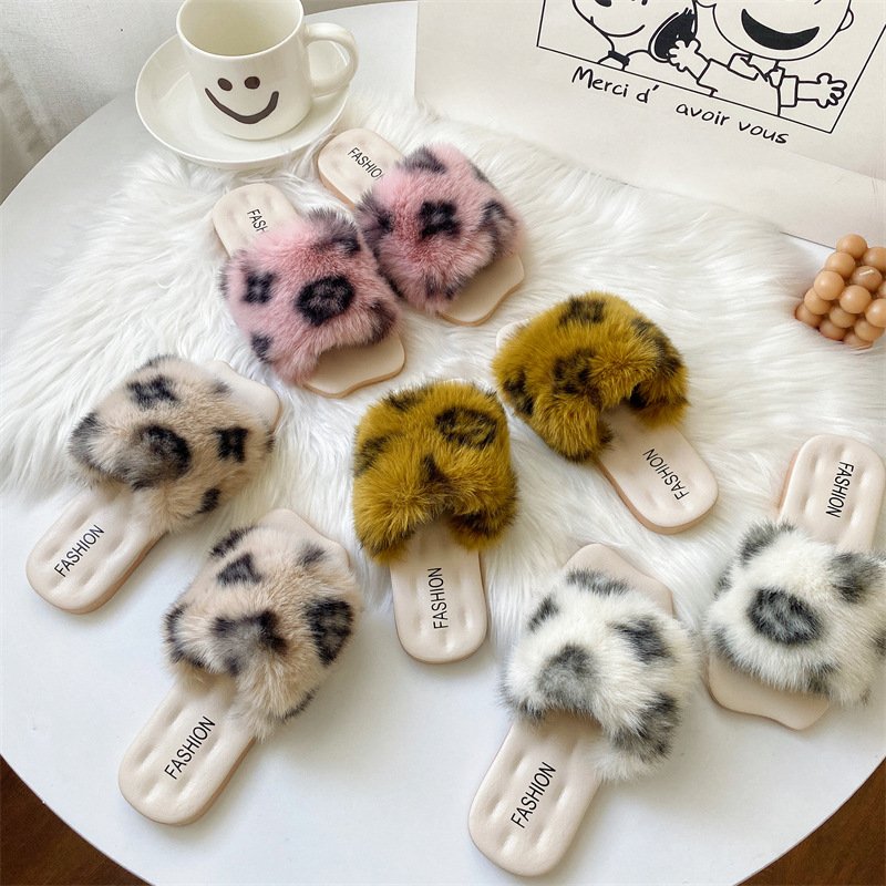 New arrival fashion trend women cozy indoor warm winter leopard print fur slide home slippers