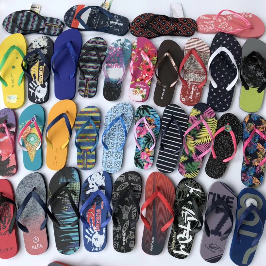 Wholesale Stock Ready Fancy Ladies Summer Beach Slippers With Many Prints Flip Flop Slide Sandal for men/Women