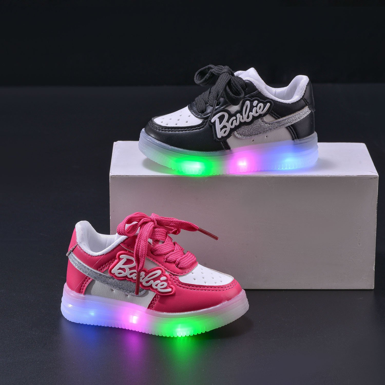 Girls' Letter Shoes 2024 Spring New Girls' Soft-soled sneaker-sided Casual Children's Lights Shoes