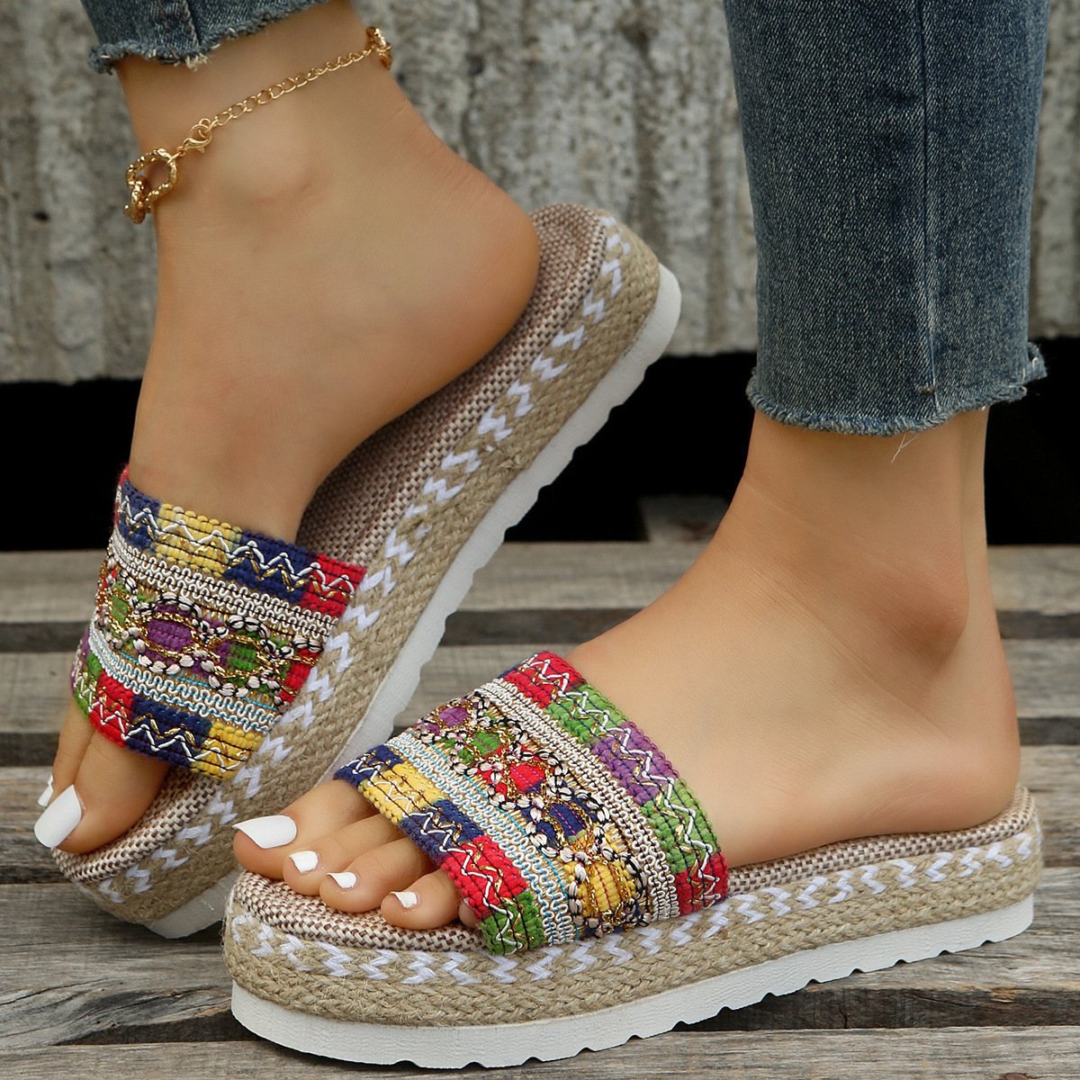 Women's Designer Shoes New Sponge Cake Thick Bottom Slides Slipper Height Increasing Slippers Flip Flops For Women Pump