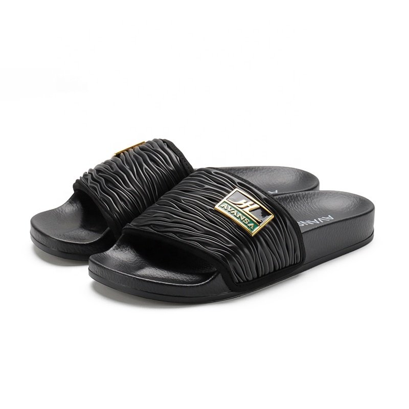 Xsheng Wholesale Custom Slides Unisex Metal Logo Rubber Slides Slippers New Style Casual Beach Slipper Outdoor Slides Shoes