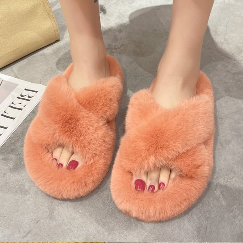 New products warm slides slipper for women shoes can be customized with logo ladies house cross slipper fashion fur slippers