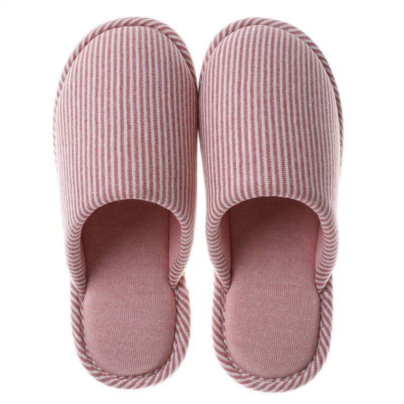 Quick delivery 2023 Classic warm and comfortable Unisex Indoor Slippers Autumn And Winter Warm Women Slippers For Indoor Home