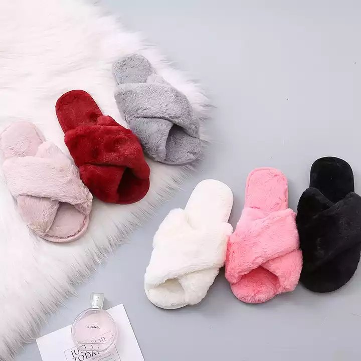 Hot Selling Winter House Home Ladies Cross Soft Plush Furry Female Open Toe Women Warm Faux Fashion Fur Slippers Slides