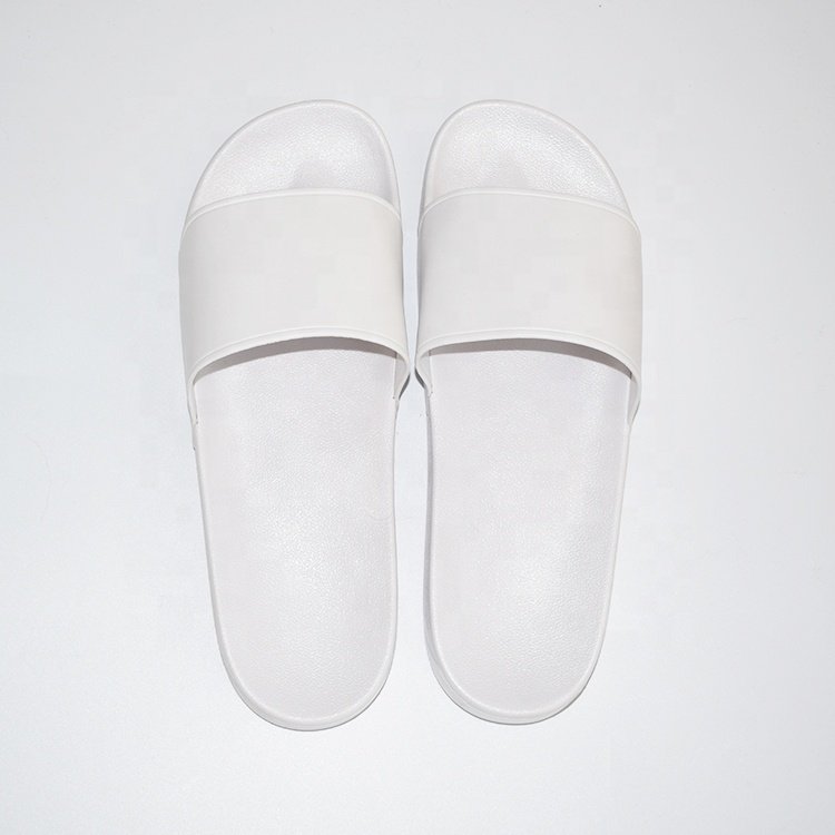 Custom 3D logo fashion yellow lady multicolor indoor and outdoor PVC rubber non-slip slippers swimming pool bathroom flip flop f