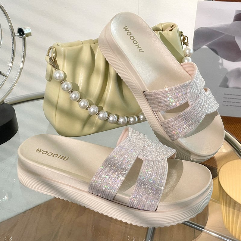 Fashion Trendy Shoes Beach Shoes Flip Flops All-match Slides Slippers for Women Sandals New Style Dress Shoes