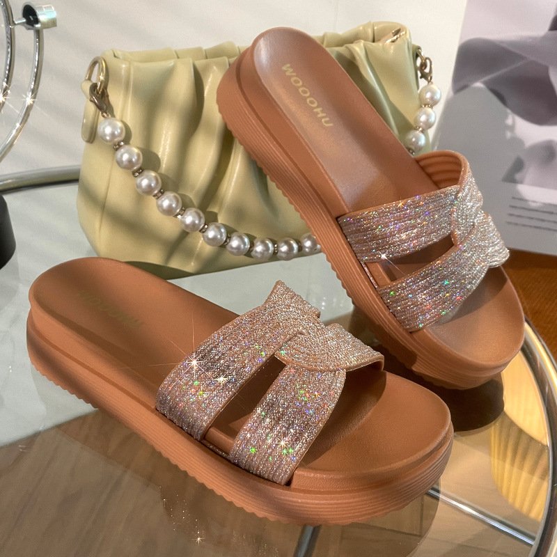 Fashion Trendy Shoes Beach Shoes Flip Flops All-match Slides Slippers for Women Sandals New Style Dress Shoes