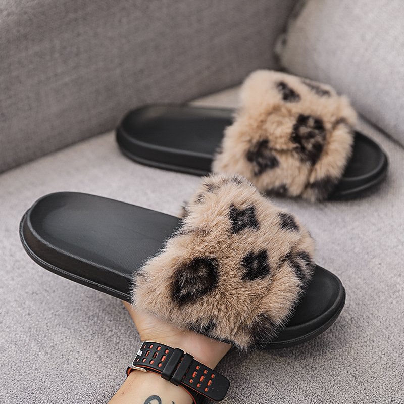 Hot Selling Wholesale Ladies Slip-on Luxury Simple Fashion Fluffy Shoes New Trendy Fur Flat Furry Slides Slippers