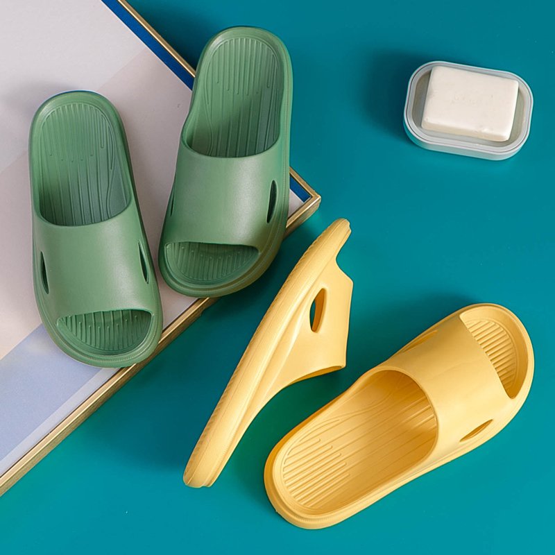 Wholesale Cheap Fashion Unisex Hollow Out Women's Slippers Indoor Bathroom Beach Foam Runner EVA Slides Slippers