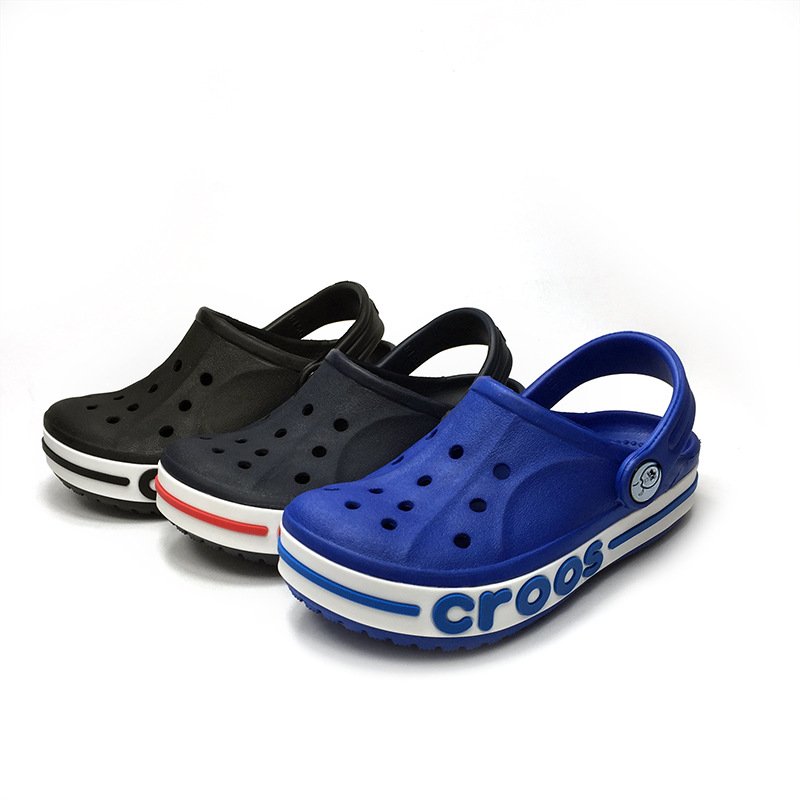 New croo s Fashion Children's Hole Shoes Comfortable Outdoor Anti slip Slippers Breathable and Wear resistant Slippers Wholesale
