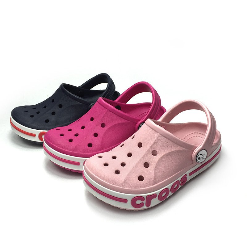 New croo s Fashion Children's Hole Shoes Comfortable Outdoor Anti slip Slippers Breathable and Wear resistant Slippers Wholesale