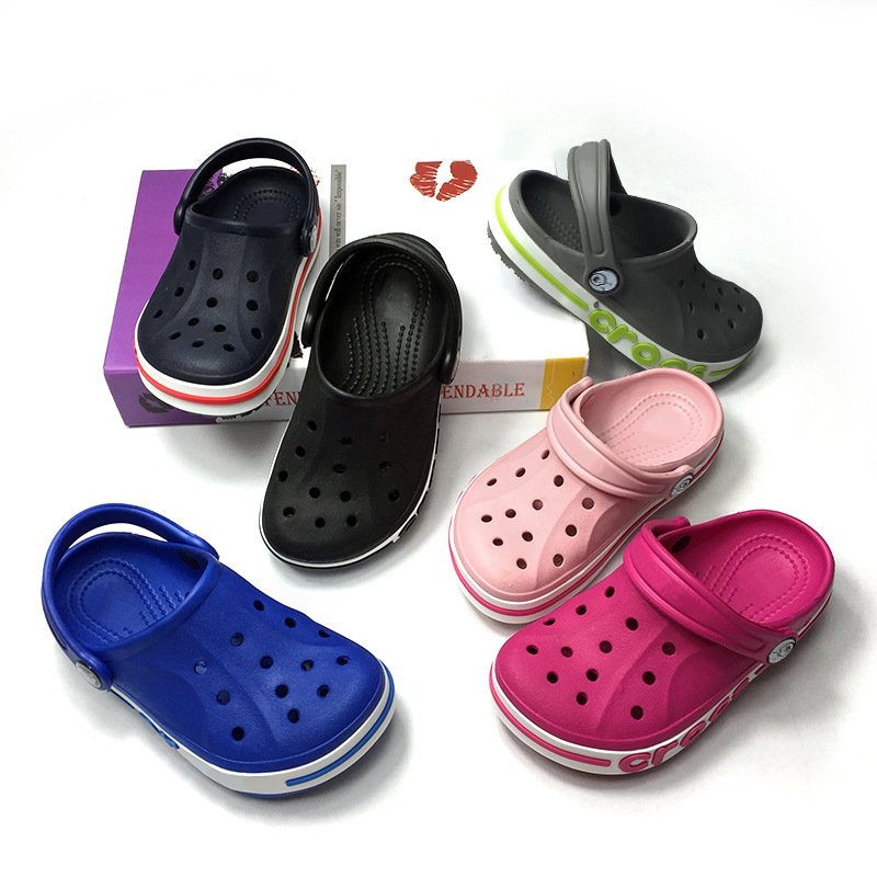 New croo s Fashion Children's Hole Shoes Comfortable Outdoor Anti slip Slippers Breathable and Wear resistant Slippers Wholesale