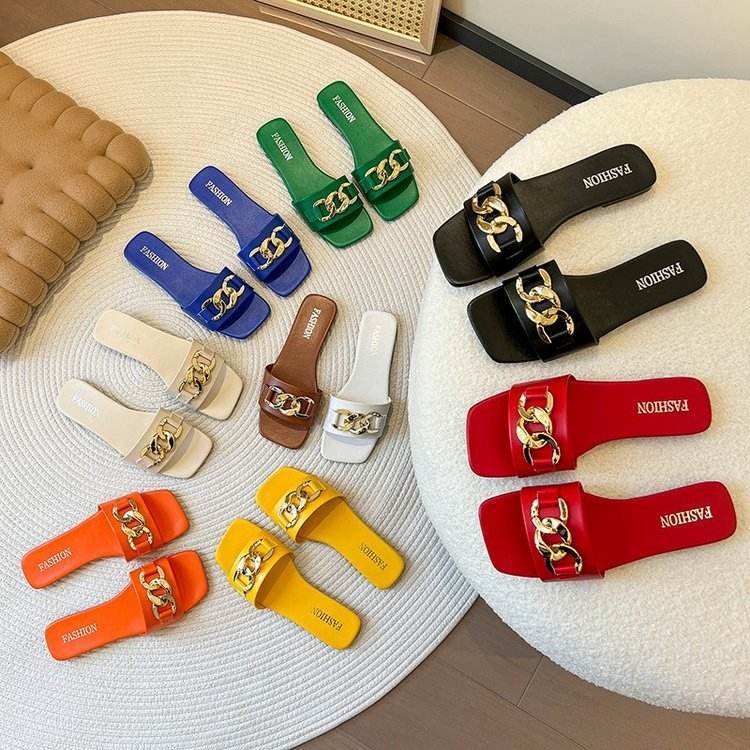 High Quality Pvc Eva Square Single Strap Metal Chain Decoration Flat Bottom Summer Women's Slipper Ladies Sandals