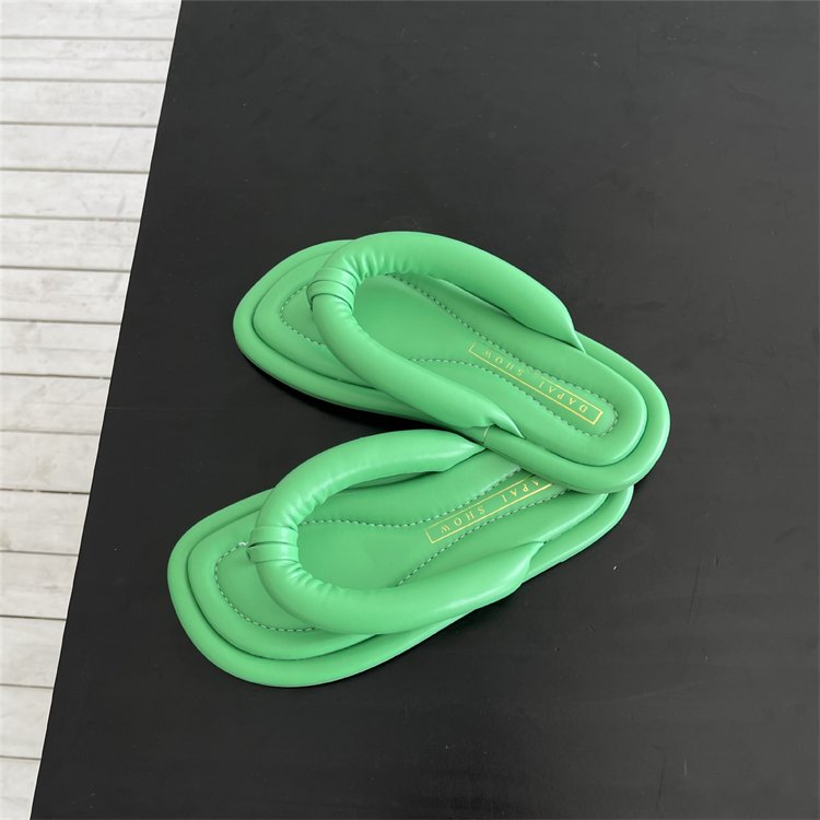 New Fashion Trendy Women Flip Flops Flip-flop Slippers for Ladies Girls Popular Woman Sandals Soft Thick Sole EVA PVC 2 Pairs