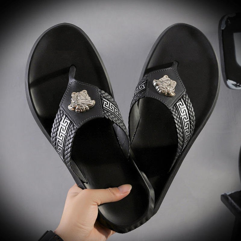 Brand Slippers Men Sandals Slippers Male Rubber Men Slides Sandals Beach Men Plus Size