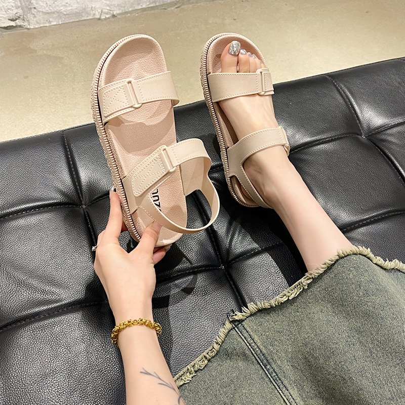 Internet Celebrity Women's Summer Platform Flat Sandals Mens Slides Winter/Spring Sandales pour femmes