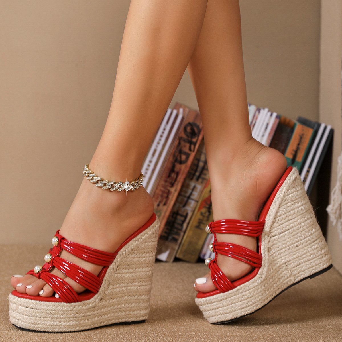 new fashion slippers high-heeled wedges slippers beach platform sandals hand-woven straw women's slippers