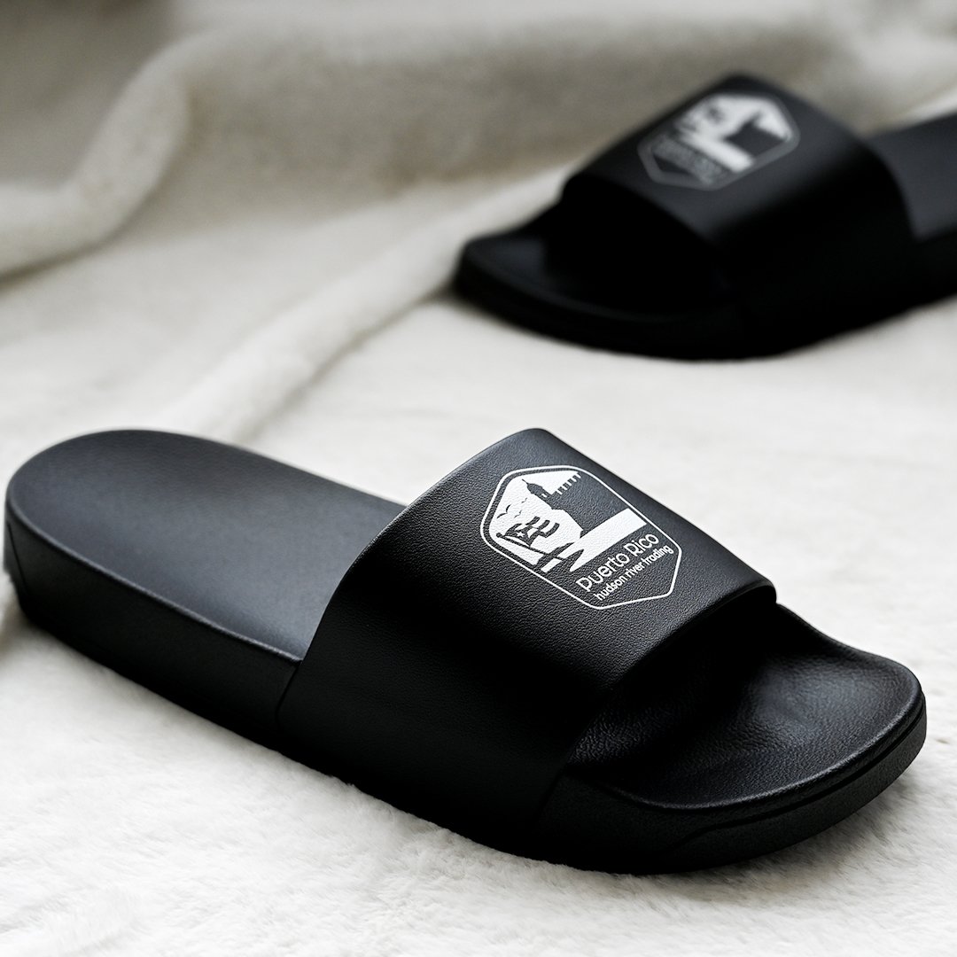 Factory Personalized custom brand logo black blank men pvc rubber Slides slippers indoor beach home unisex