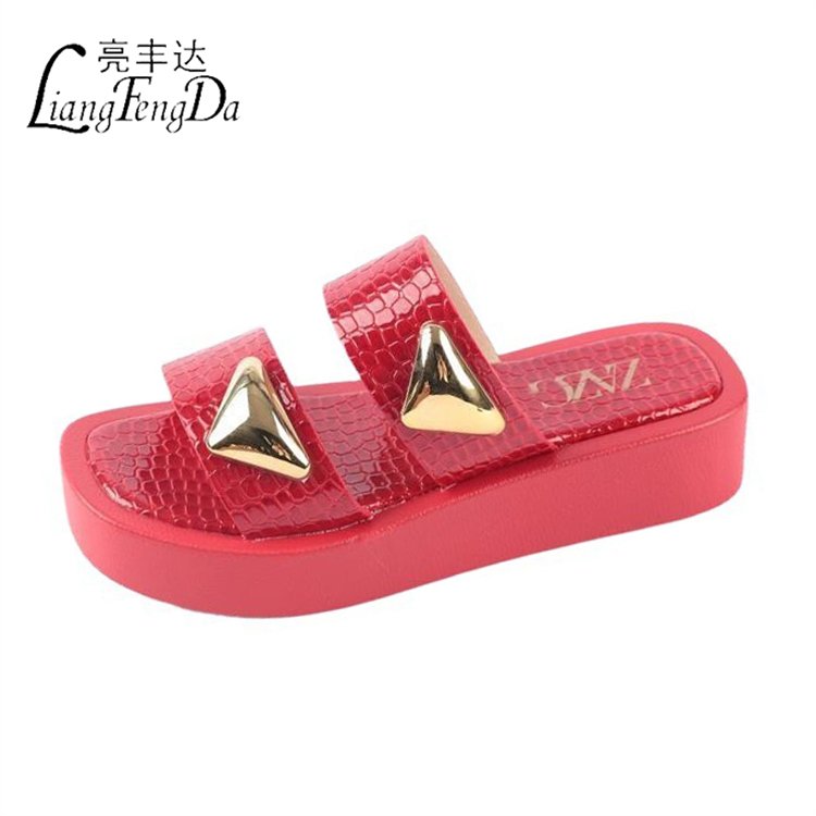 designer sandals New Style Sexy Open Toe Ladies Slippers Platform PVC Slides Women Slippers Slip On Fashion Sandals heel protection