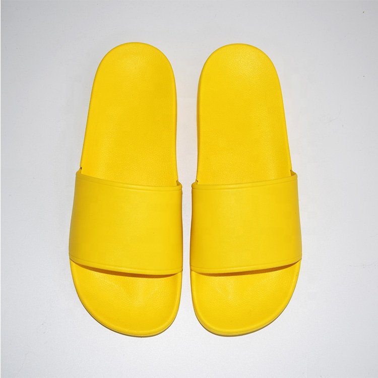 Drop Shipping ODM Custom Unisex Sandals 3D Embossed Printing Slippers Women and Men Beach Footwear Pvc Flat Bottom Slides
