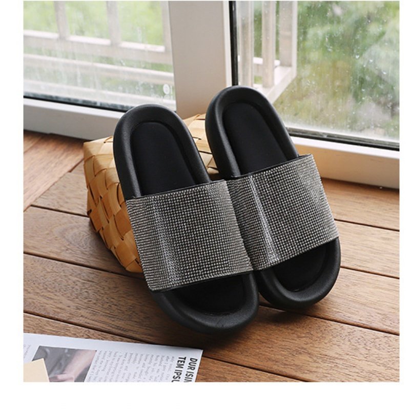 Hot Selling Thick Chunky Soled Fashionable Rhinestone Diamond Summer Comfortable Women's Slides Slippers