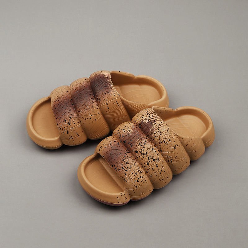 2023 Trendy Wholesale Unisex EVA Foam Outdoor Summer Beach Casual Men Women Ladies Home Bread Slides Slippers For Women Men