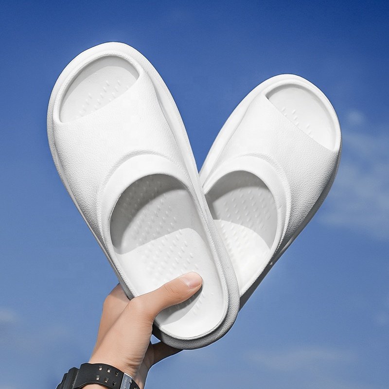 2022 Custom Light Weight Anti-Slip Women Men Sandals Soft Thick Sole House Slides Pure Color Indoor Eva Slippers