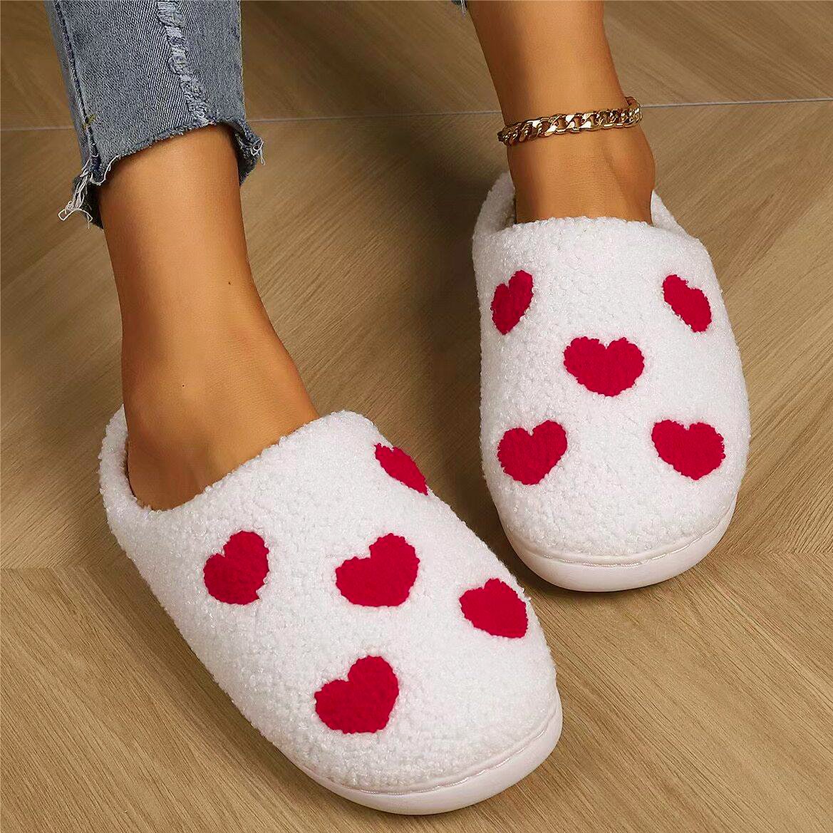 Trendy Cute Heart Shape Lady Winter Love Soft Fleece Flat Plush Fluffy furry Fur Home Slippers for Women