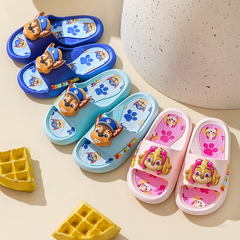 Factory Wholesale Various Indoor Lighted Kids Slippers Unisex Flip-Flops with Cartoon Pattern for House & Hotel Summer Season