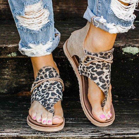 New Products 2022 Unique Latest Fashion Ladies Summer Beach Brown Snake Shoes Leopard Print Women's Flat Sandals
