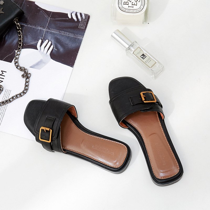 New Arrivals Round Head Cross-Folding Design Anti-Slippery Women's Sandals Fancy Flat Ladies Slippers
