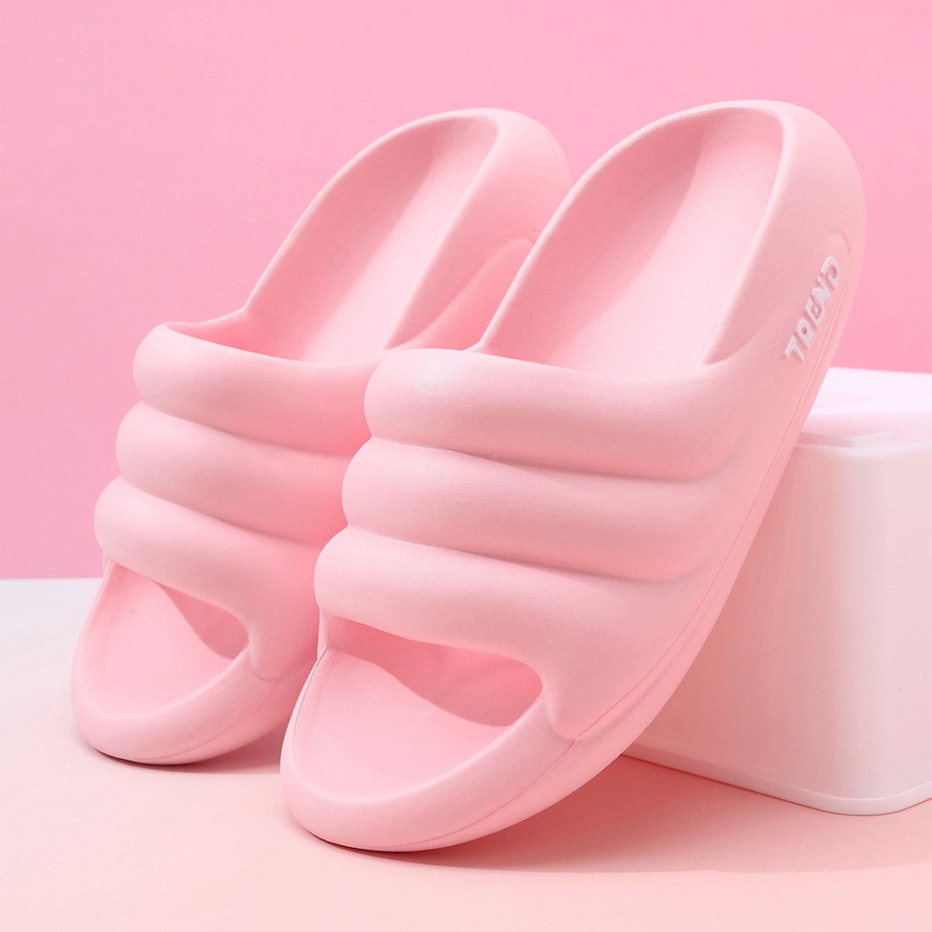 Men sandals custom logo fashion home house slippers women slide slippers flip flops sandals for women and ladies