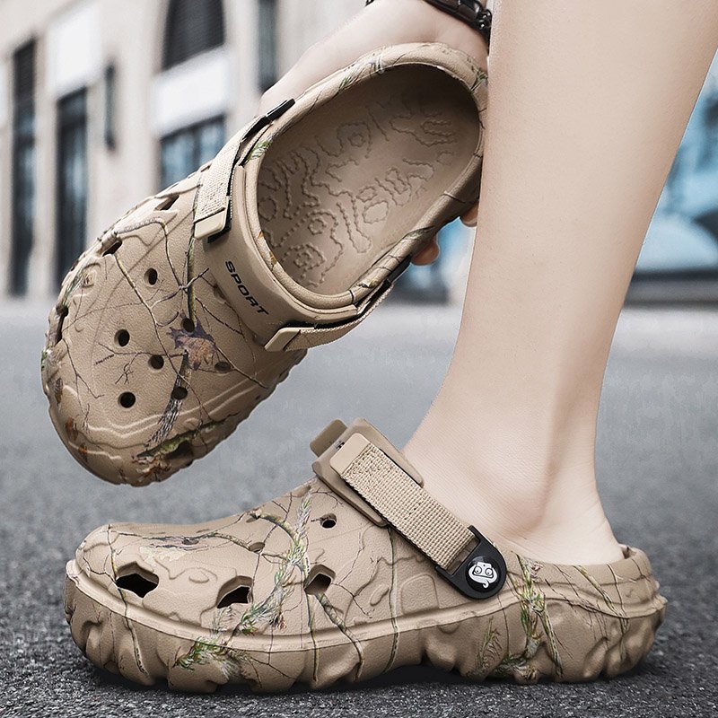Wholesale Customize house slides slippers men sporty shoes fashion flat slipper EVA male beach summer clogs
