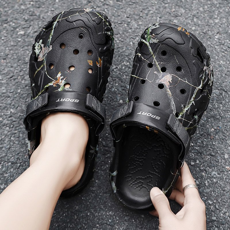 Wholesale Customize house slides slippers men sporty shoes fashion flat slipper EVA male beach summer clogs